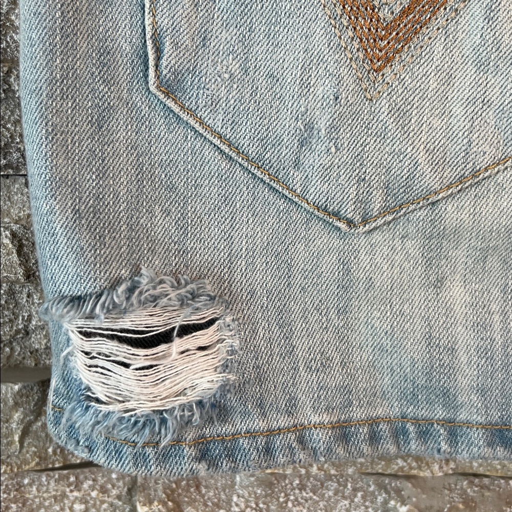 PIAMA VINTAGE Distressed Denim Skirt - Picture 6 of 10